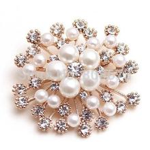 Elegante Perlen und Kristall Brosche